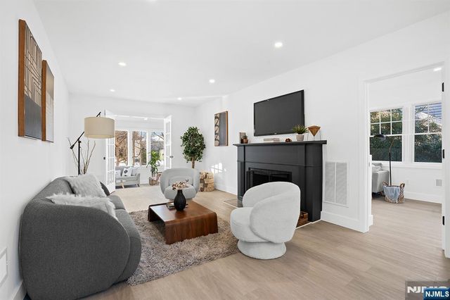 114 Hudson Avenue, Tenafly, NJ 07670