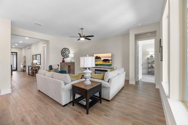 7409 Hawk Crest Drive, Fulshear, TX 77441