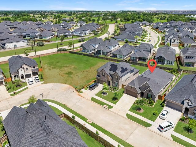 7409 Hawk Crest Drive, Fulshear, TX 77441