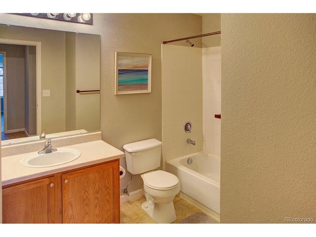 5763 N Gibralter Way 2-203, Aurora, CO 80019