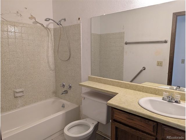 10783 W Berry Pl, Littleton, CO 80127