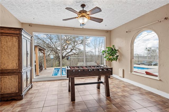 439 CR 414, Chilton, TX 76632