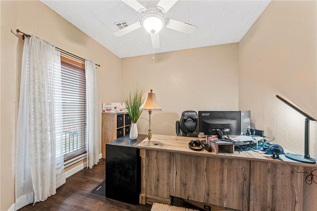 439 CR 414, Chilton, TX 76632
