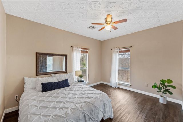 439 CR 414, Chilton, TX 76632