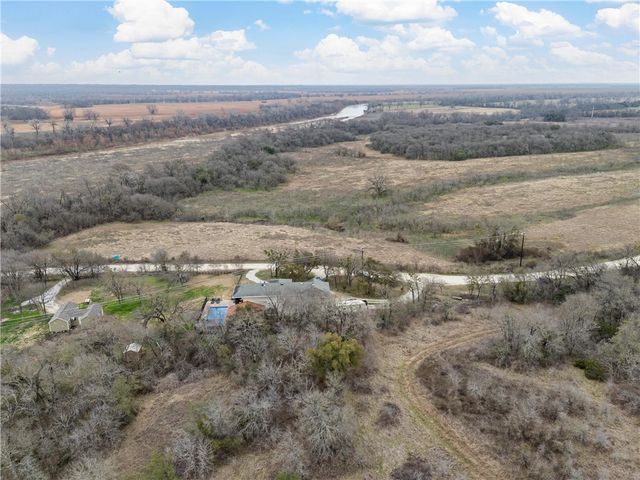 439 CR 414, Chilton, TX 76632