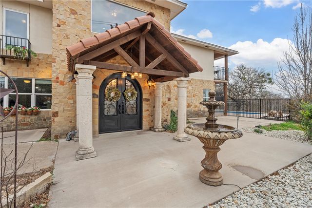 439 CR 414, Chilton, TX 76632