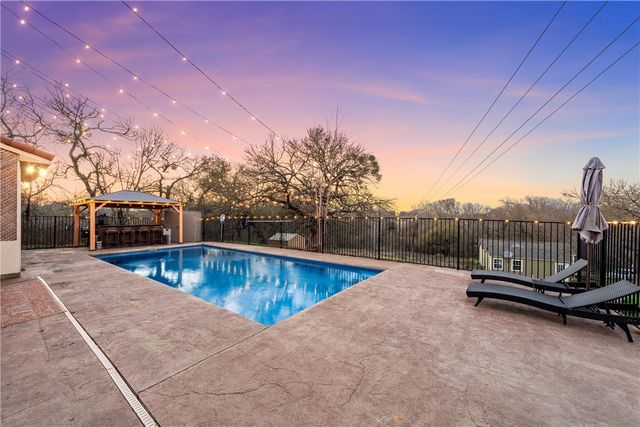 439 CR 414, Chilton, TX 76632