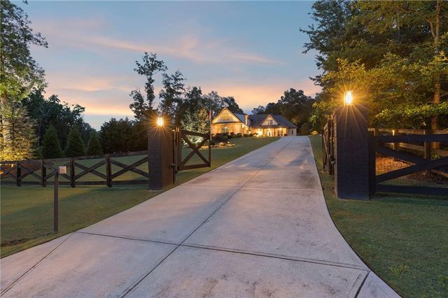 2685 Sardis Way, Buford, GA 30519