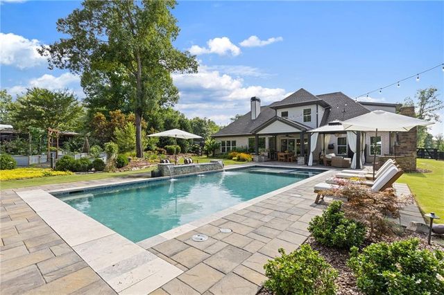 2685 Sardis Way, Buford, GA 30519