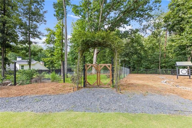 2685 Sardis Way, Buford, GA 30519