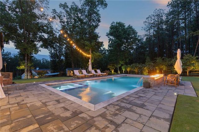 2685 Sardis Way, Buford, GA 30519