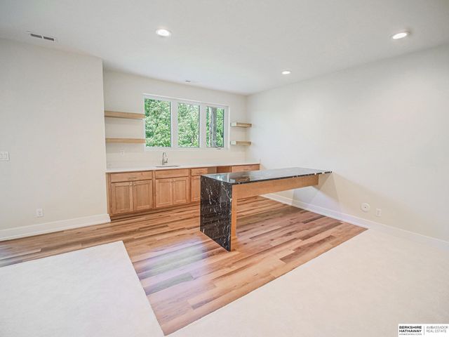 8910 Dragonfly Lane, Lincoln, NE 68526