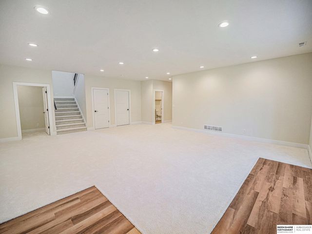 8910 Dragonfly Lane, Lincoln, NE 68526