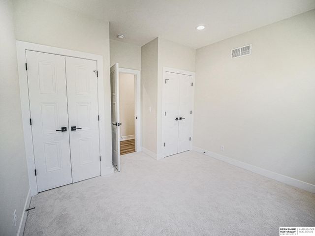 8910 Dragonfly Lane, Lincoln, NE 68526