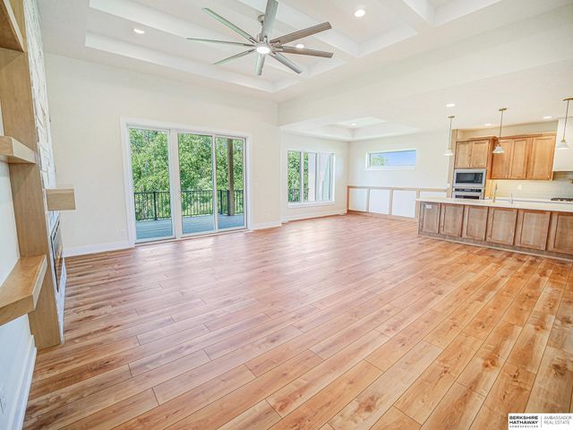8910 Dragonfly Lane, Lincoln, NE 68526