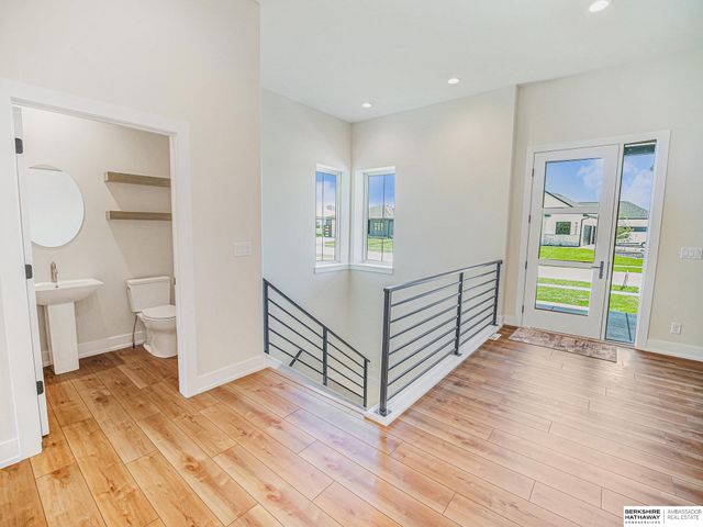 8910 Dragonfly Lane, Lincoln, NE 68526