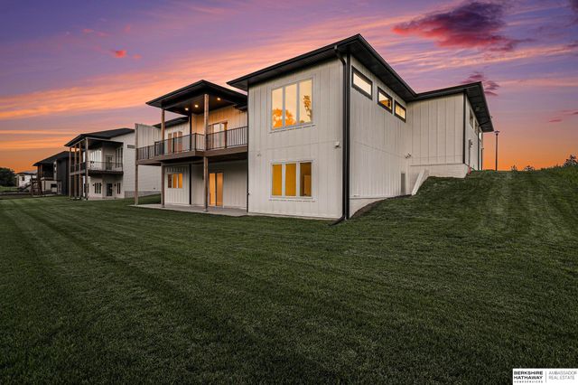 8910 Dragonfly Lane, Lincoln, NE 68526