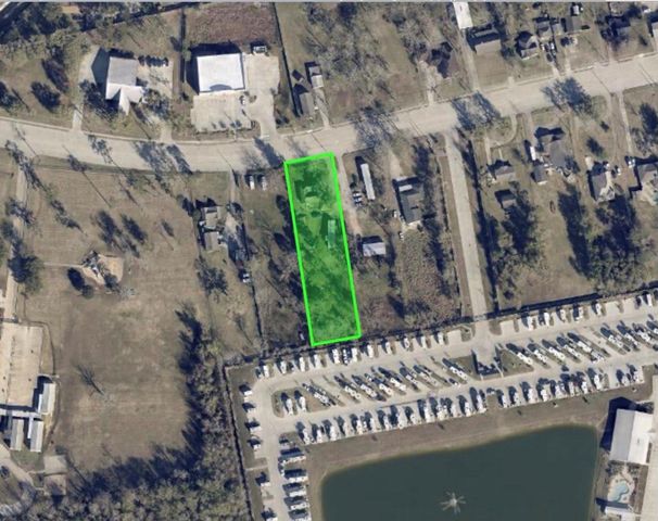 3318 Massey Tompkins Road, Baytown, TX 77521