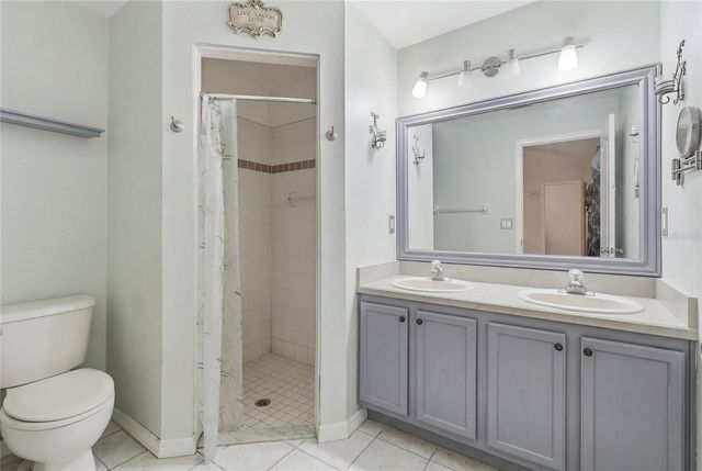 502 S DIXIE DRIVE, Howey In The Hills, FL 34737