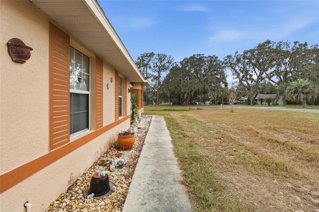 502 S DIXIE DRIVE, Howey In The Hills, FL 34737