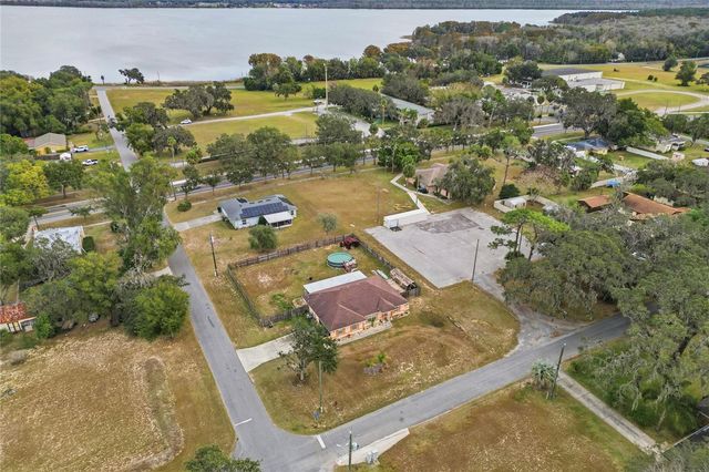 502 S DIXIE DRIVE, Howey In The Hills, FL 34737