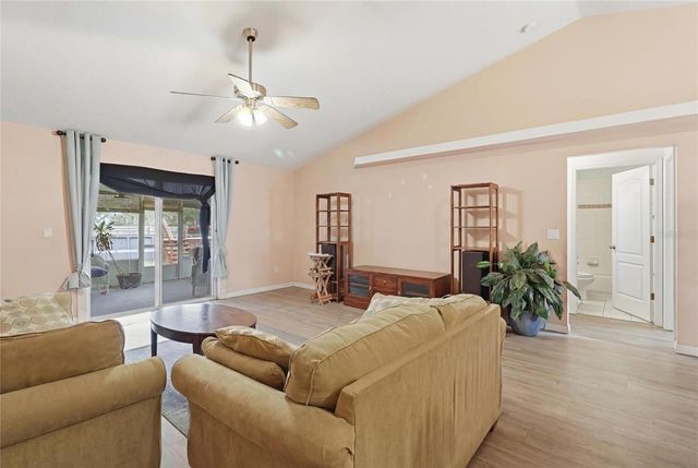 502 S DIXIE DRIVE, Howey In The Hills, FL 34737