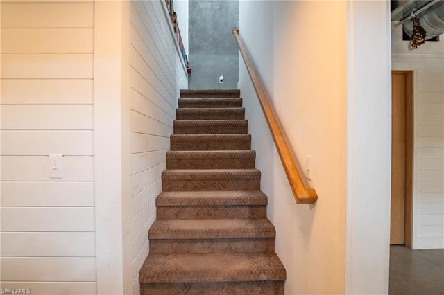 1301 Ivy WAY, Naples, FL 34117