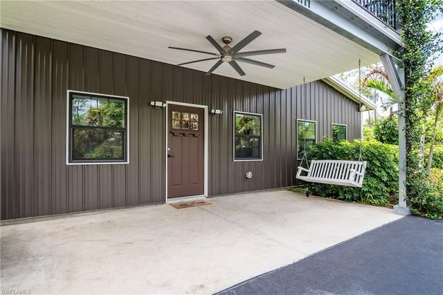 1301 Ivy WAY, Naples, FL 34117