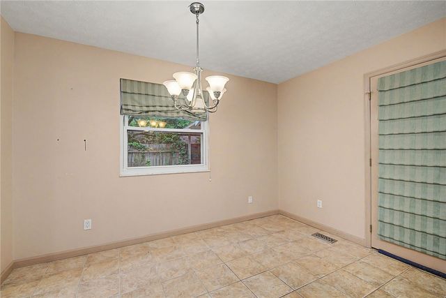 5158 Oak Tree Drive, Dayton, OH 45440