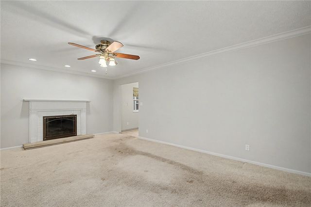 5158 Oak Tree Drive, Dayton, OH 45440