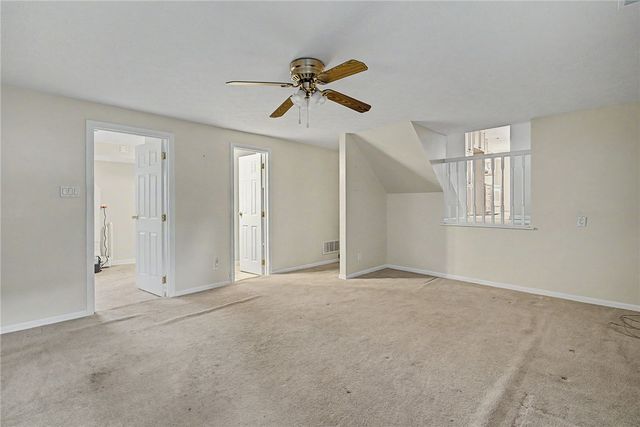 5158 Oak Tree Drive, Dayton, OH 45440