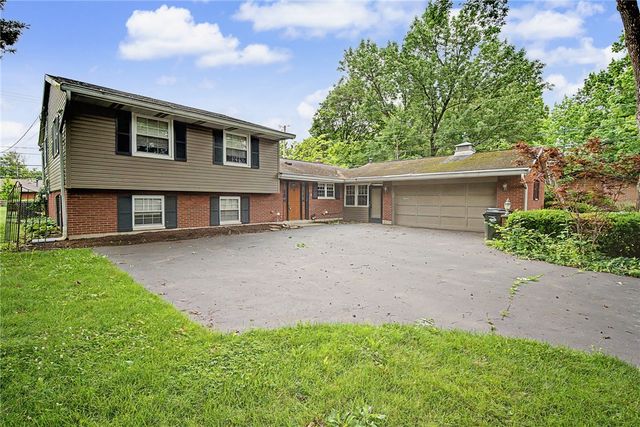 5158 Oak Tree Drive, Dayton, OH 45440