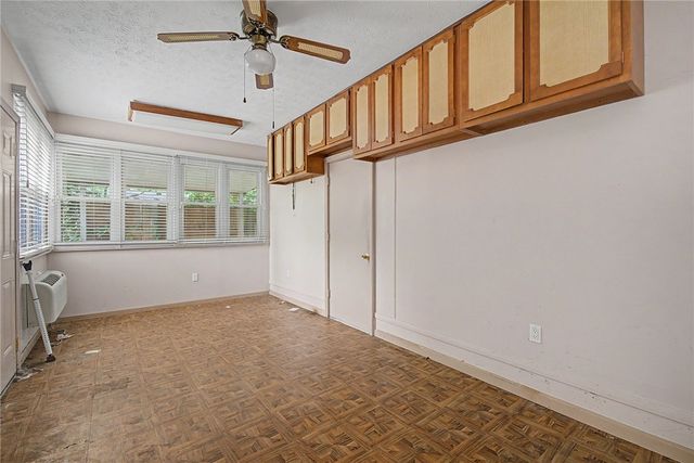 5158 Oak Tree Drive, Dayton, OH 45440