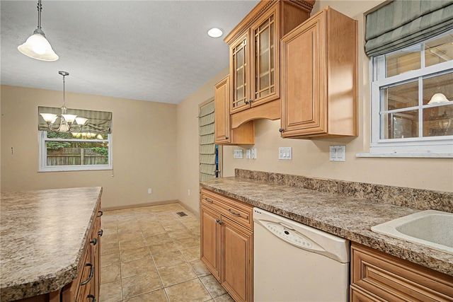 5158 Oak Tree Drive, Dayton, OH 45440