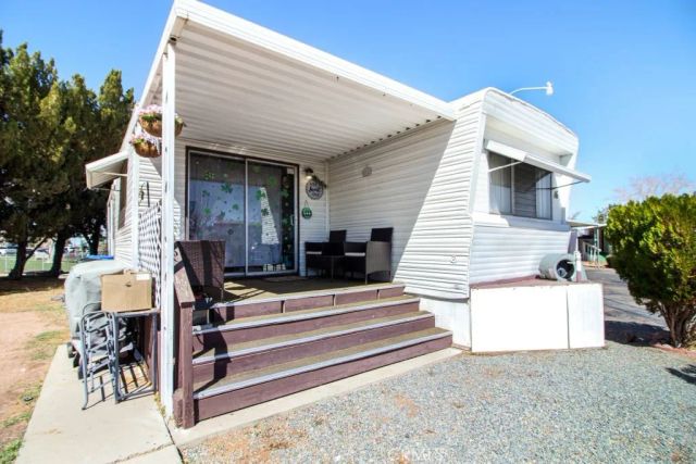 21922 Ottawa 16, Apple Valley, CA 92308