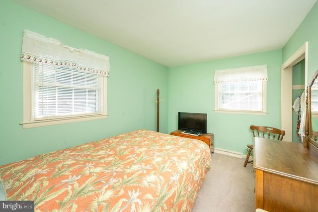 684 GENTRY DR, Lancaster, PA 17603