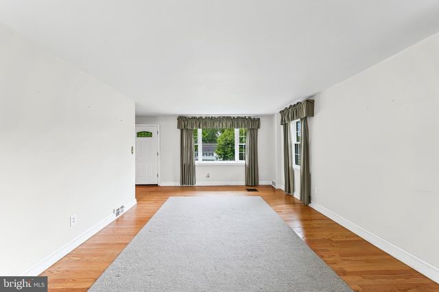 205 PLUSH MILL RD, Wallingford, PA 19086