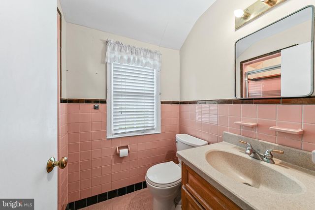 205 PLUSH MILL RD, Wallingford, PA 19086