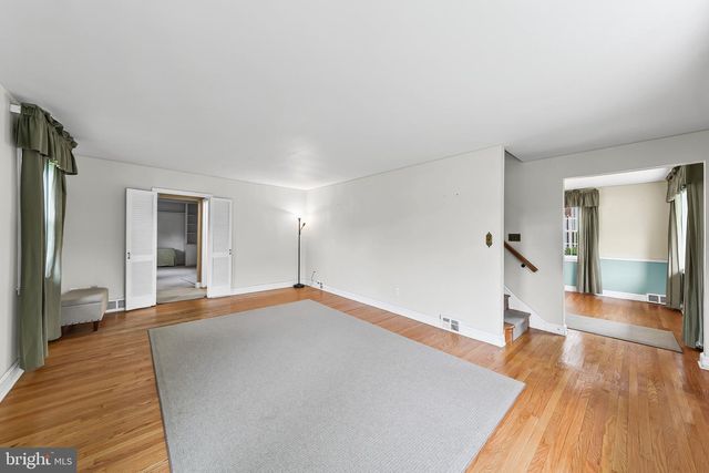205 PLUSH MILL RD, Wallingford, PA 19086