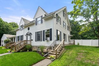 11-R Lynn St, Woburn, MA 01801