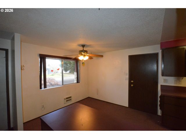 1685 Sw 194TH Ave, Beaverton, OR 97003