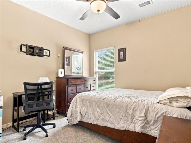 2340 W Trail Drive, Olathe, KS 66061