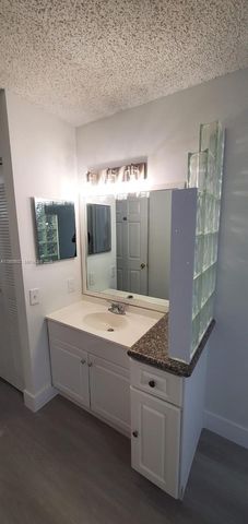 9999 Summerbreeze Dr 904, Sunrise, FL 33322