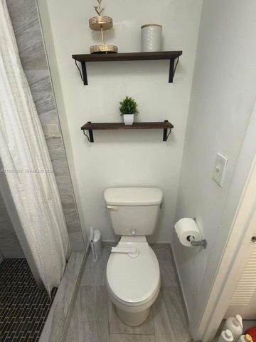 9999 Summerbreeze Dr 904, Sunrise, FL 33322