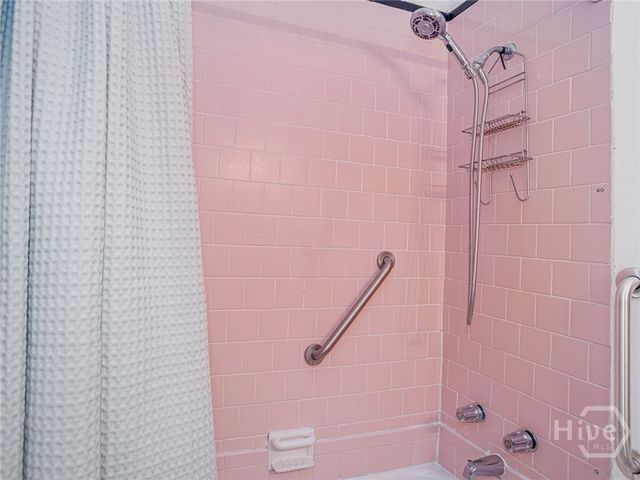 1301 E 38th Street, Savannah, GA 31404