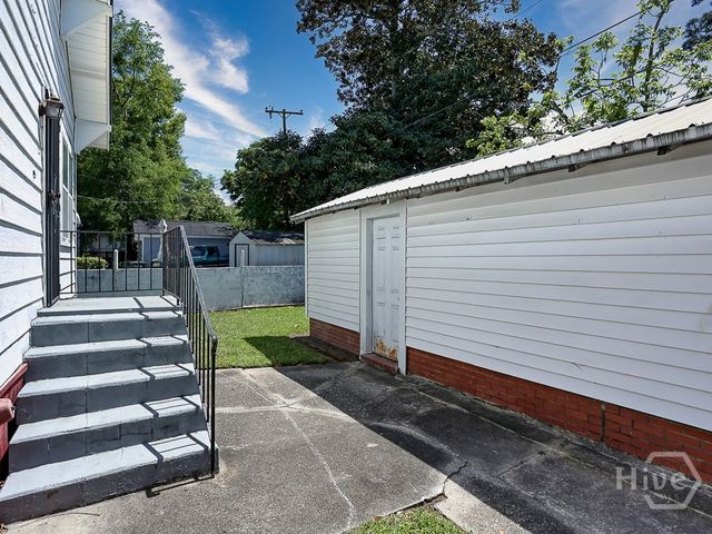 1301 E 38th Street, Savannah, GA 31404