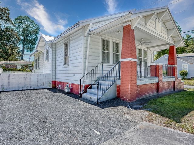 1301 E 38th Street, Savannah, GA 31404