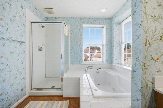 130 Sarazen CT, Newport News, VA 23602