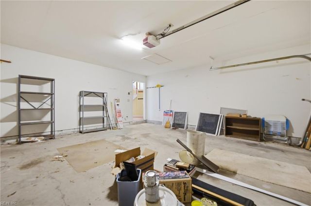 130 Sarazen CT, Newport News, VA 23602