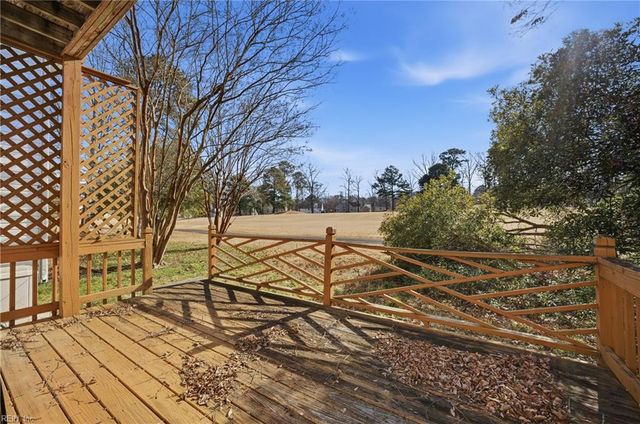 130 Sarazen CT, Newport News, VA 23602